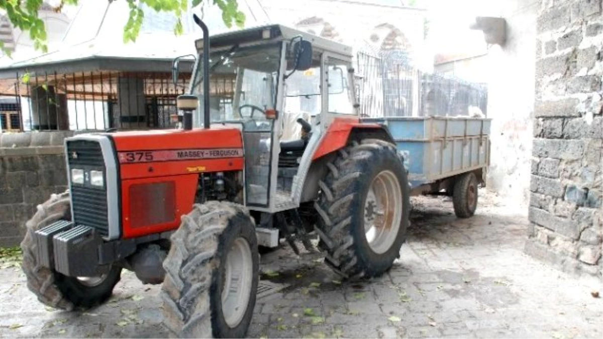 Sur İlçesinde Barikat Temizleme Çalışmaları Devam Ediyor