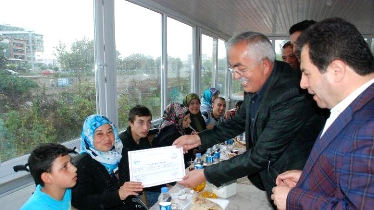 Tokat\'ta 10 Engelliye Bir Danışman