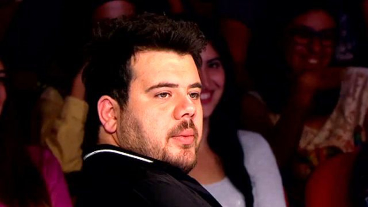 Yarışmacının Murat Boz Hayranlığı Eser\'i Kıskandırdı: \'Kurtulamayacak Mıyız Bu Adamdan!\'