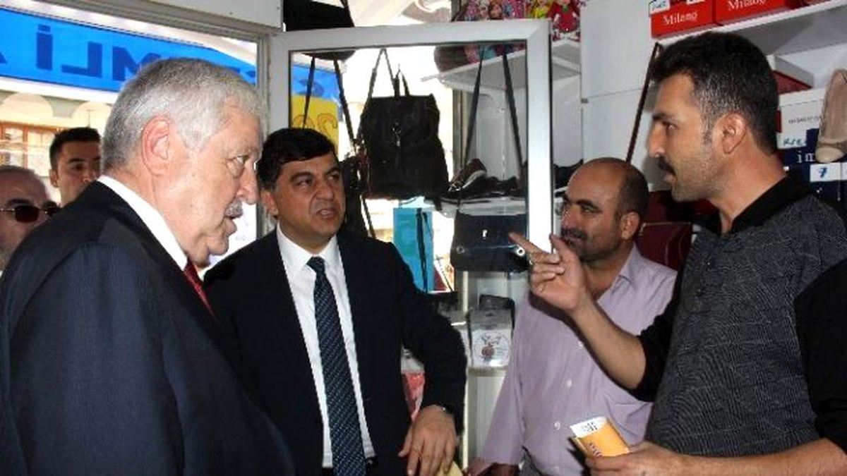 Ahmet Uzer Gazikent Esnafını Gezdi