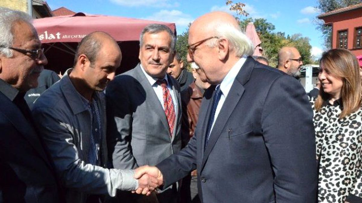 Bakan Avcı Mihalıççıklılar ile Buluştu