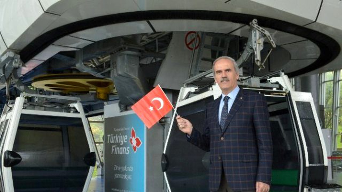 Bayrakla Gelene Teleferik Bedava