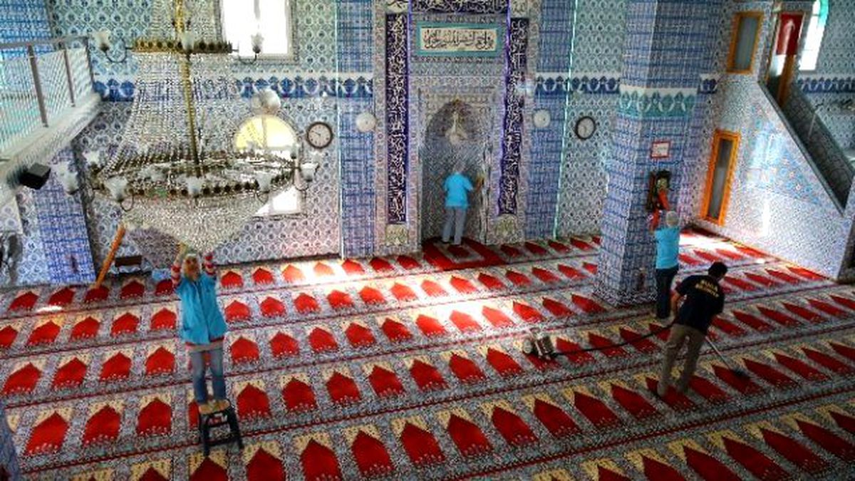Buca\'da İhtiyaç Sahiplerine Yeni Yıl Morali