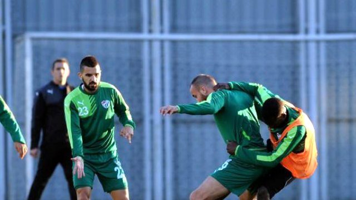 Bursaspor Ara Vermeden Sivas Hazırlıklarına Başladı