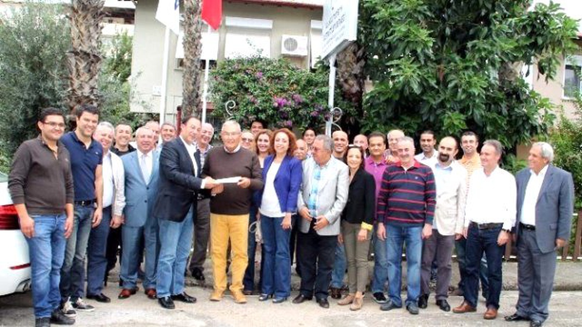 CHP\'li Baykal: "Turizm Nezle Olursa Ülke Ekonomisi Zatürre Olur"
