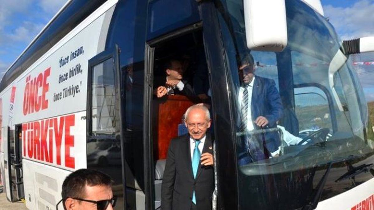 CHP Lideri Kılıçdaroğlu Bilecik\'te Halka Seslendi