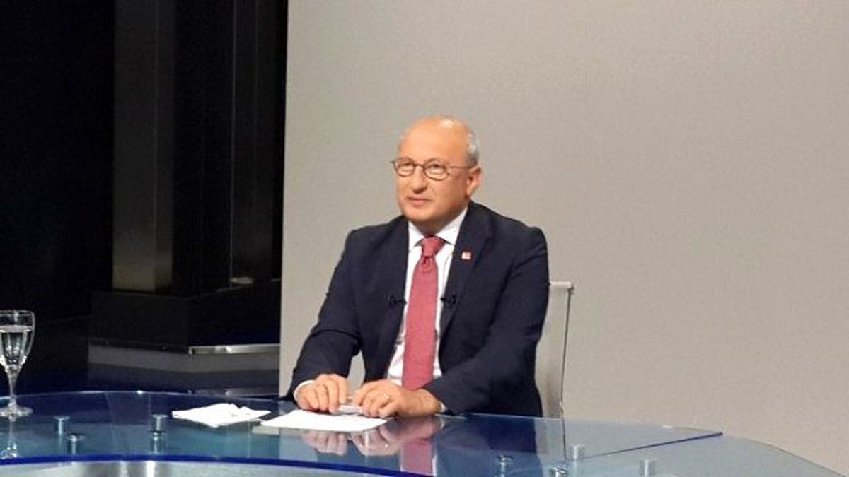 CHP\'nin İlk Propaganda Konuşması Çakırözer\'den