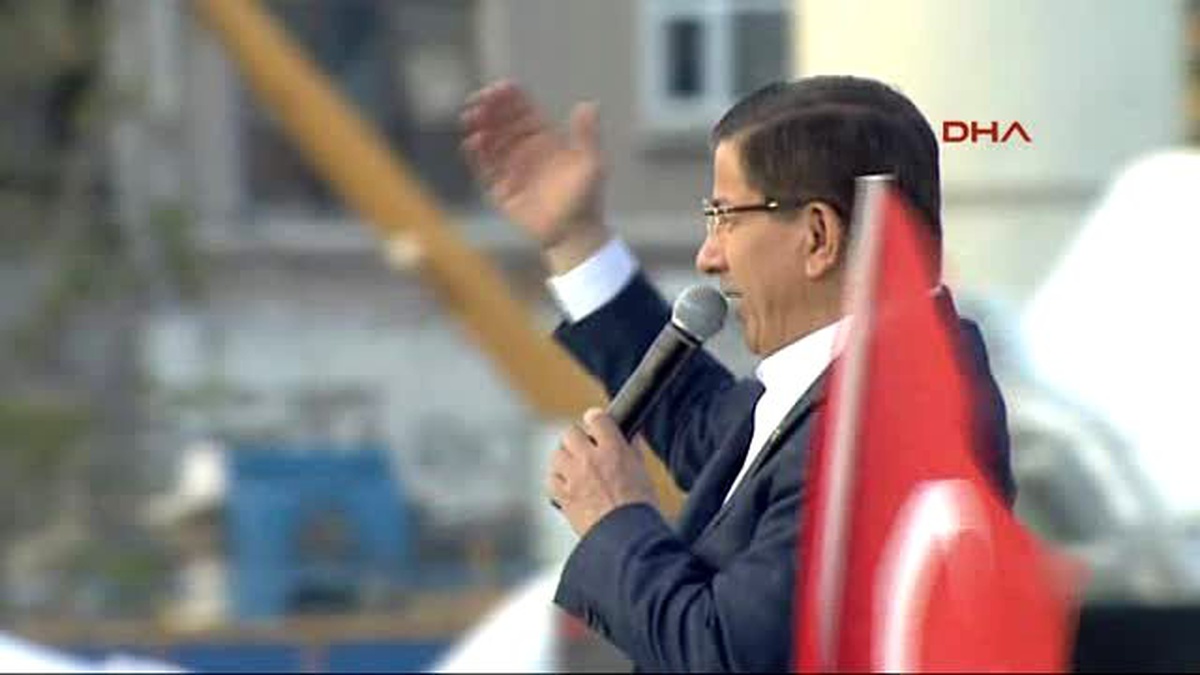 Davutoğlu\'ndan Bahçeli\'ye Bayramlık Ağızını Her Açtığında Öfke Kusuyor -1