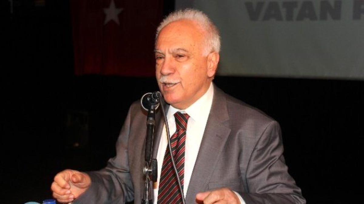 Doğu Perinçek: "Terör Örgütünün Yeri Meclis Değil, Hapishanelerdir"