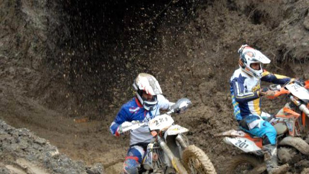 Düzce\'deki Enduro Şampiyonası\'nda Bulgar Sporcu Birinci Oldu