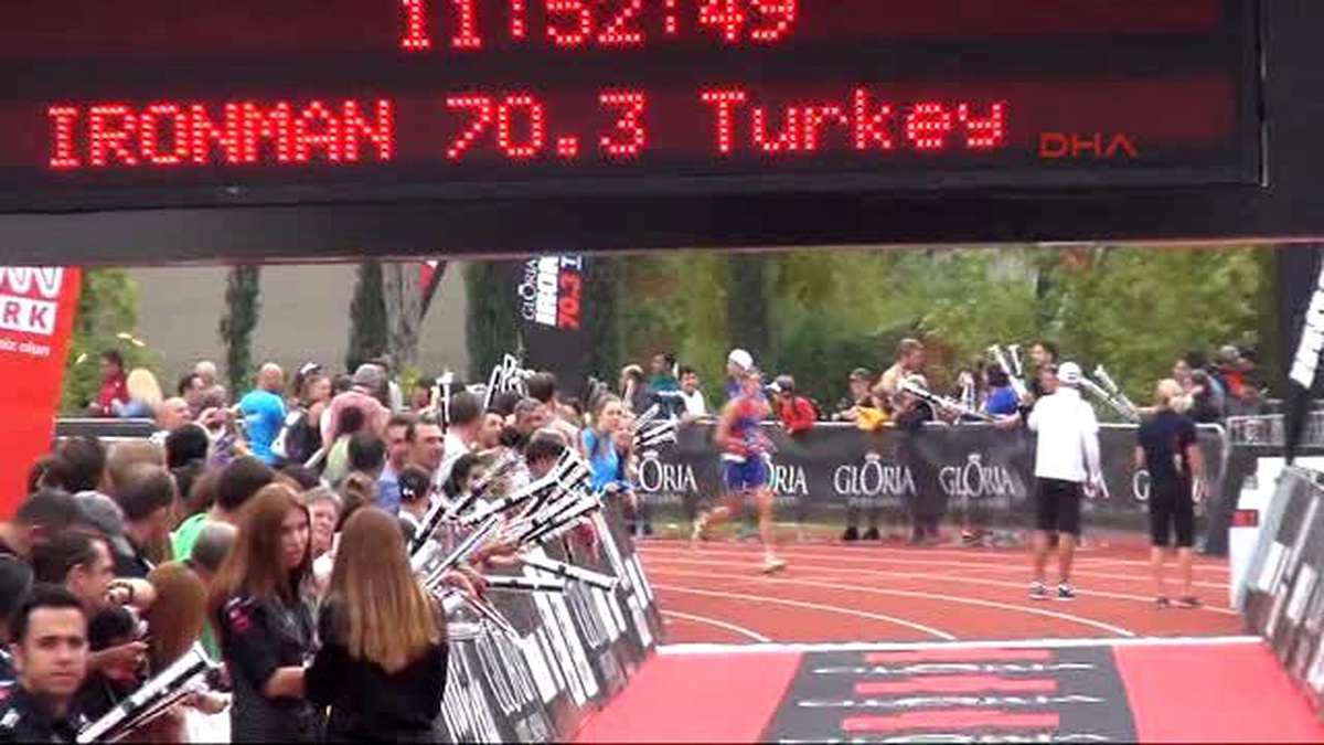 Gloria Ironman 70.3 Yarışı\'nda Zafer Belçikalı Sporcuların