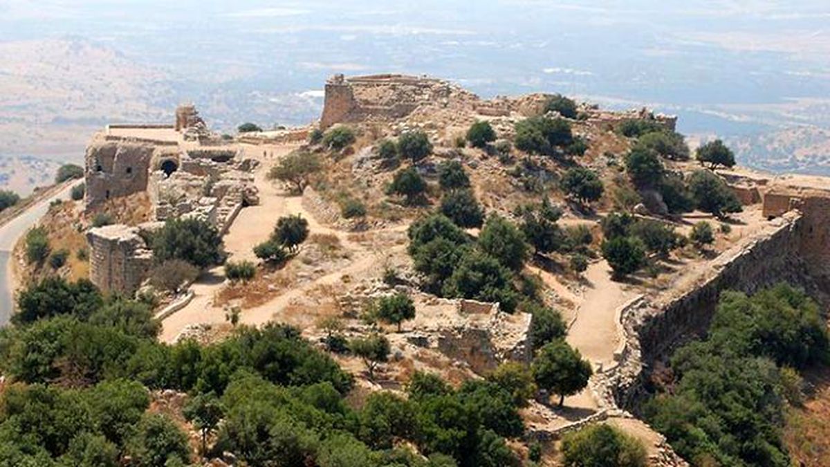 İsrail'den Suriye'ye Yamaç Paraşütüyle Geçti