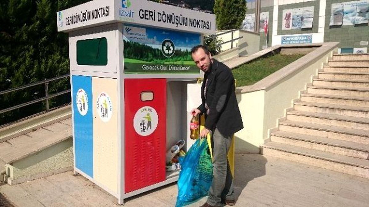 Konteynerler Atık Yağ ile Doldu