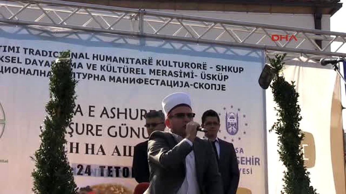 Makedonya?nın Başkenti Üsküp?te 4 Bin Kişiye Aşure Dağıtıldı