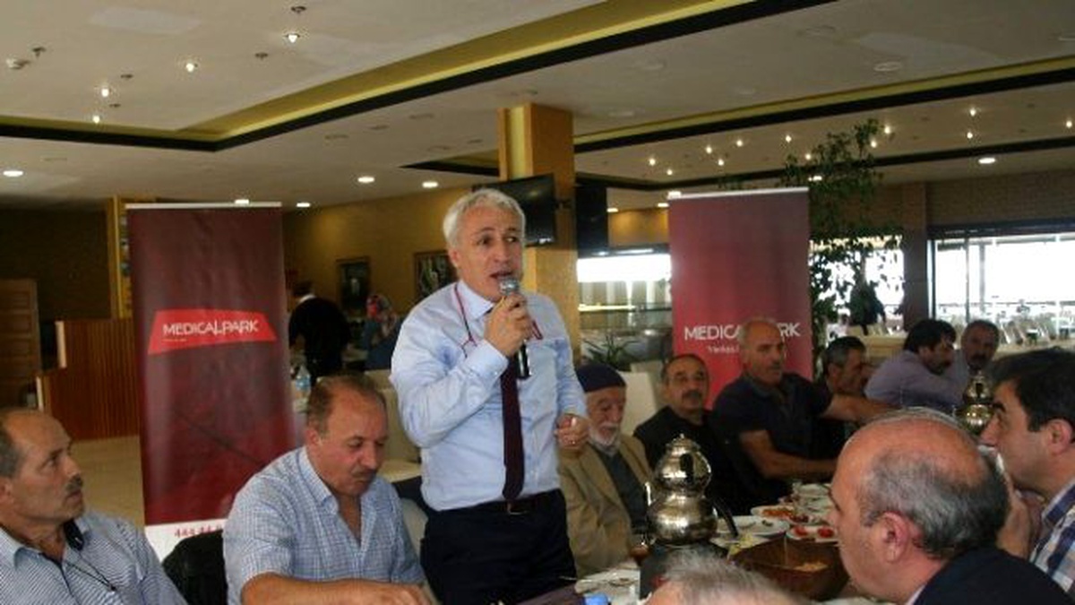 Medical Park Hastaneleri Muhtarlarla Biraraya Geldi