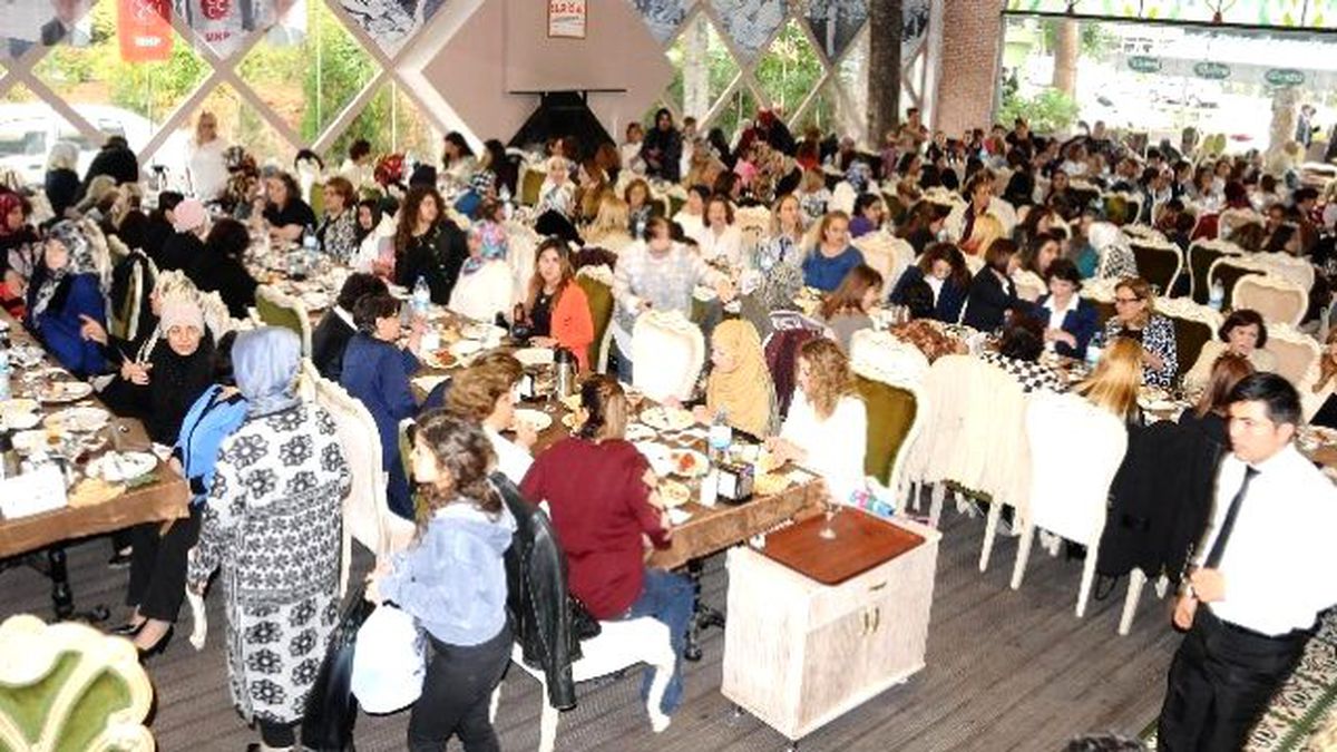 Mhpli Kadınlar Kahvaltıda Buluştu