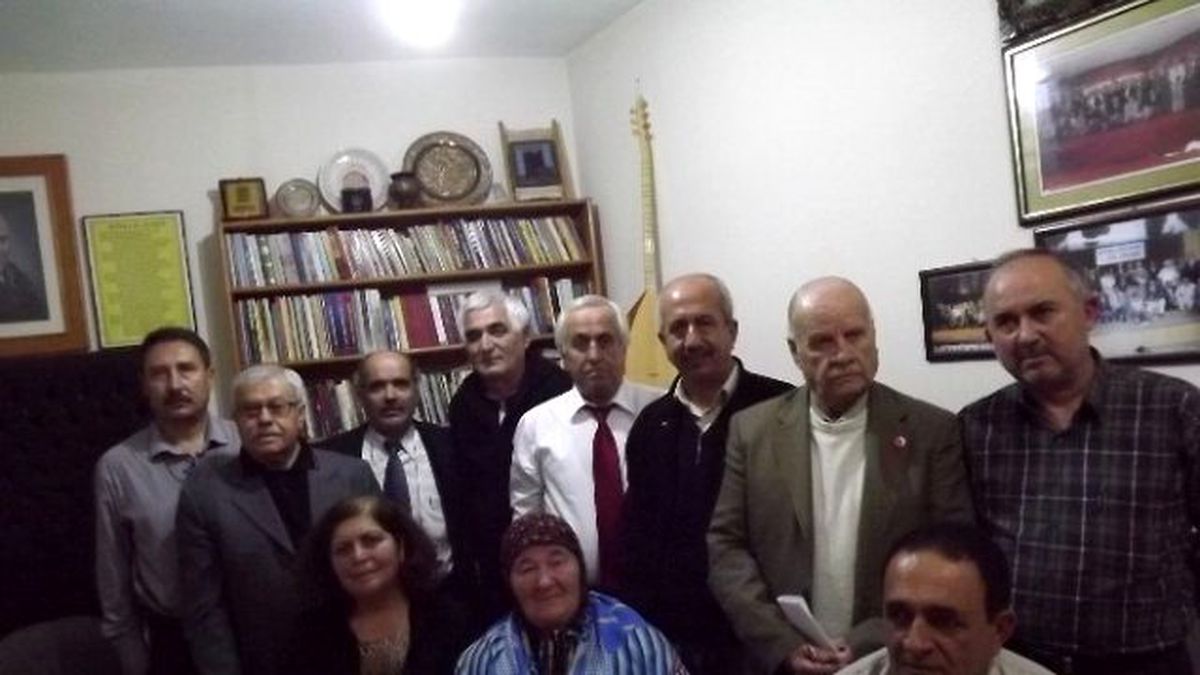 Şairler Derneğinde Şiir Toplantısı