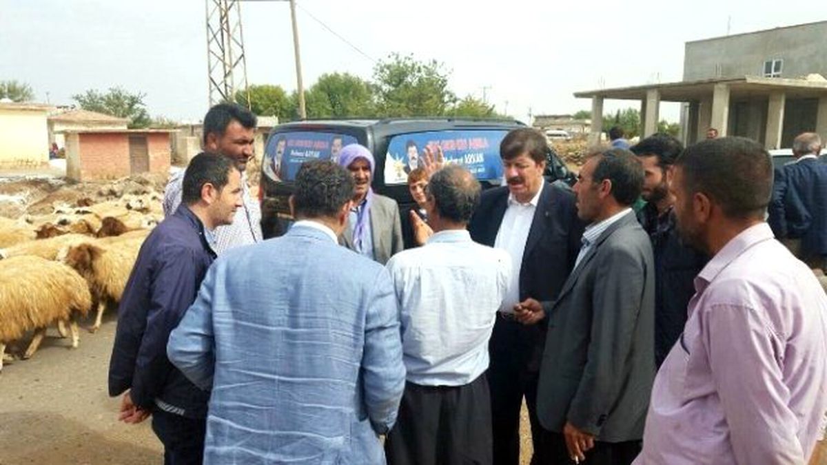 Şanlıurfa\'da Su Borularının Vanaları Kimliği Belirsiz Kişilerce Kırıldı