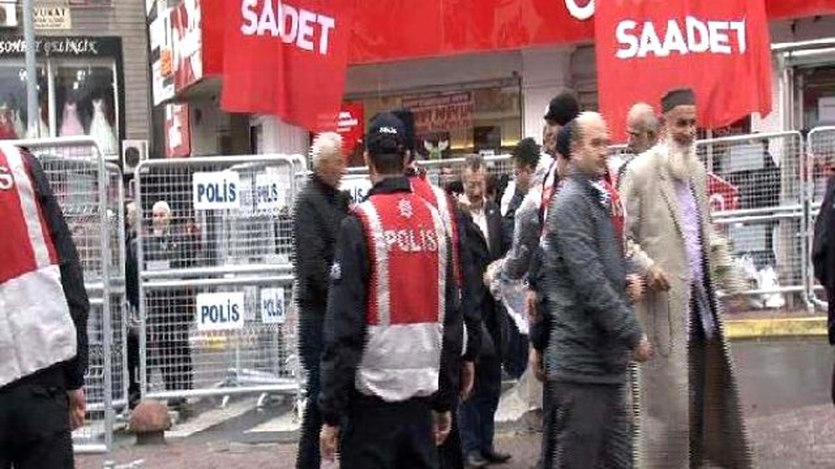 Sp Lideri Kamalak: 102 Cana Kıyan Teröristler Ankara\'ya Uçan Balonlarla mı Geldi (2)