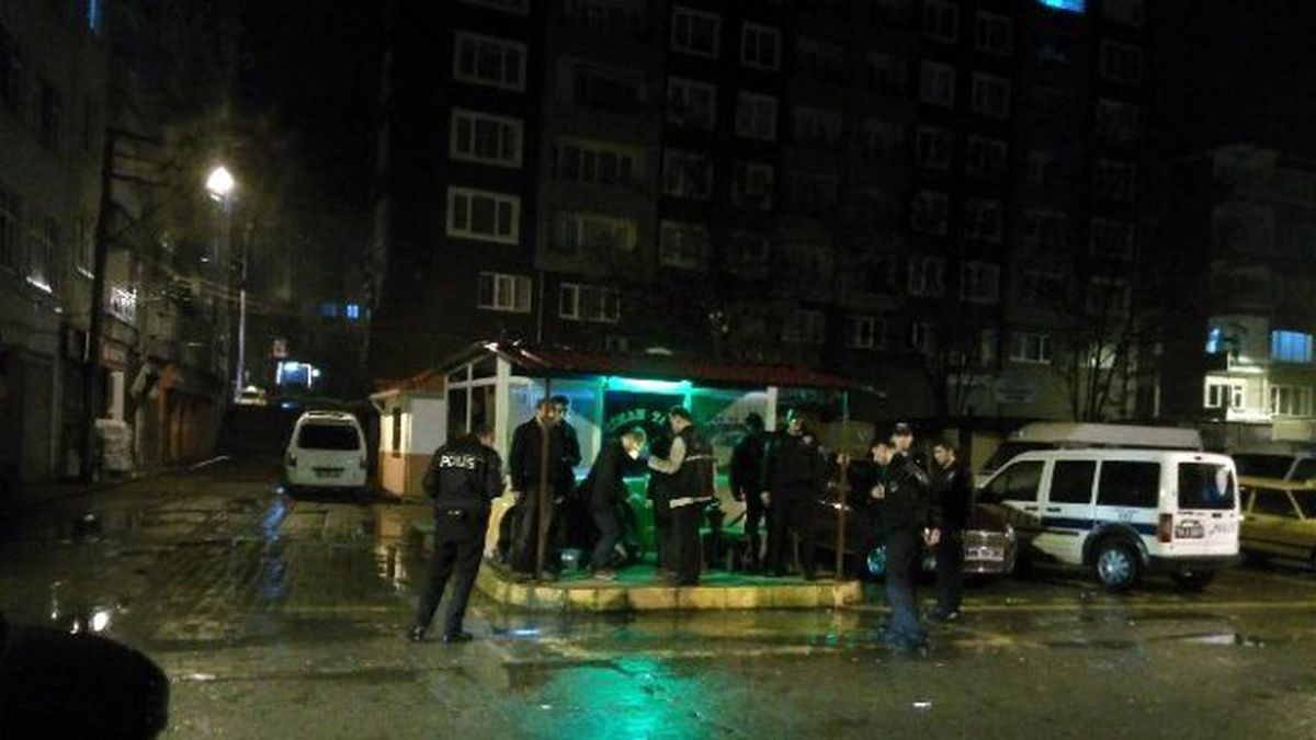 Tartıştığı Taksiciye Kurşun Yağdırdı