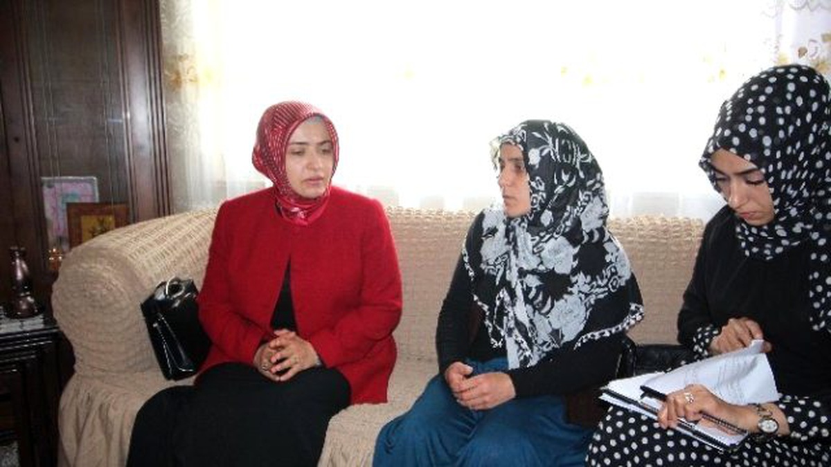 Tuba Işın\'dan Aile Ziyaretleri