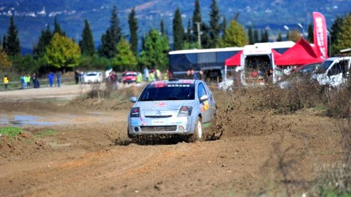 Türkiye Rallikros Şampiyonası Nefes Kesti
