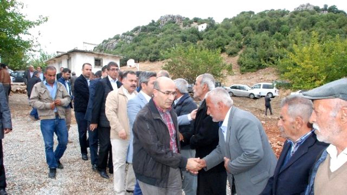 Vali Mahmut Demirtaş\'tan Şehit Ailesine Taziye Ziyareti