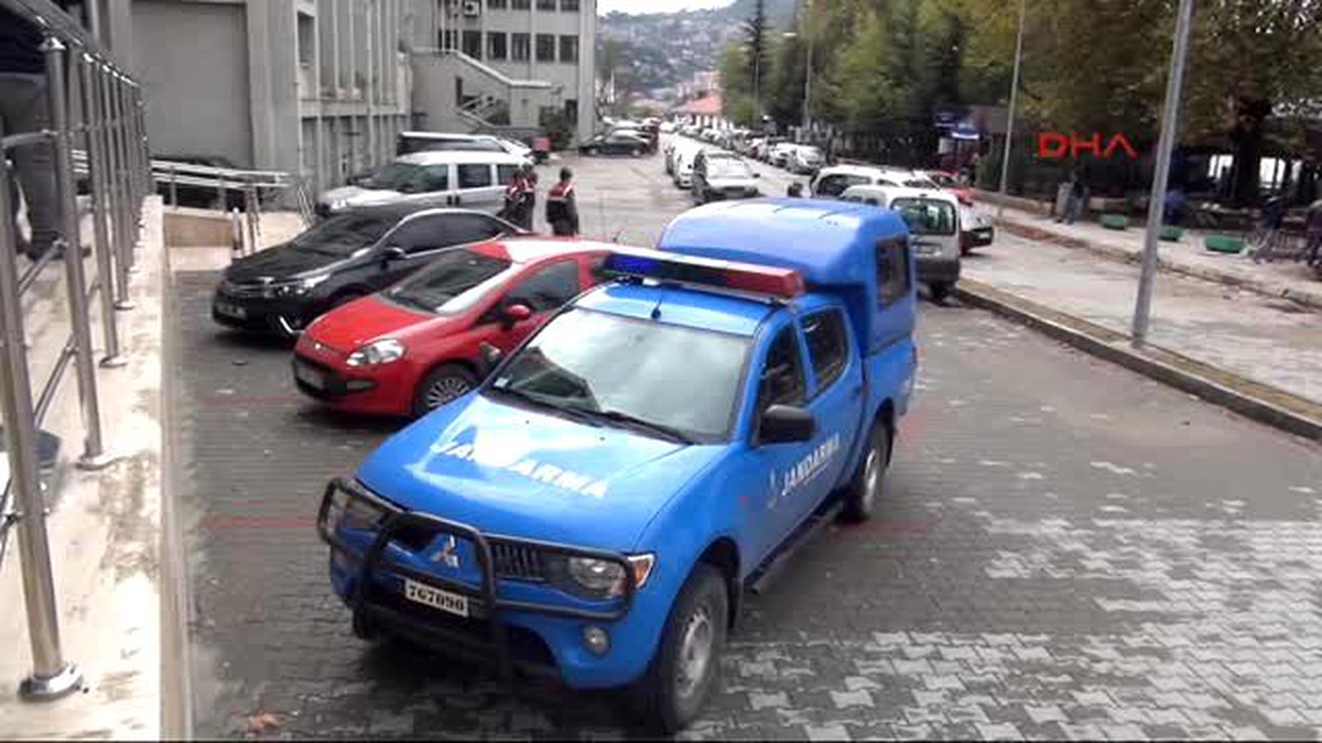 Zonguldak Eşinin 33 Bıçak Darbesiyle Öldürdüğü Kadının Son Sözleri \'Abla Kurtar Beni\' Oldu