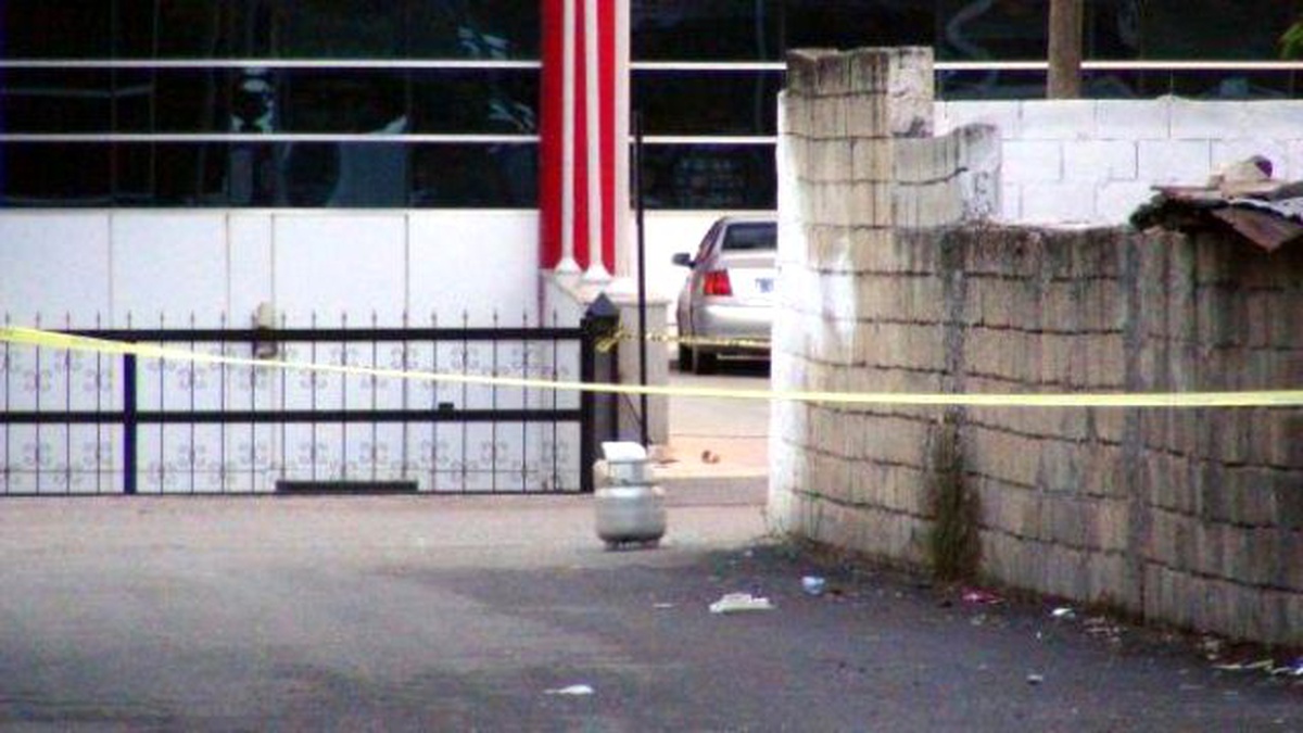 Adliye Önündeki Yolda Bomba İhbarı Yapıldı, Hakim ve Savcılar Dışarı Çıkamadı