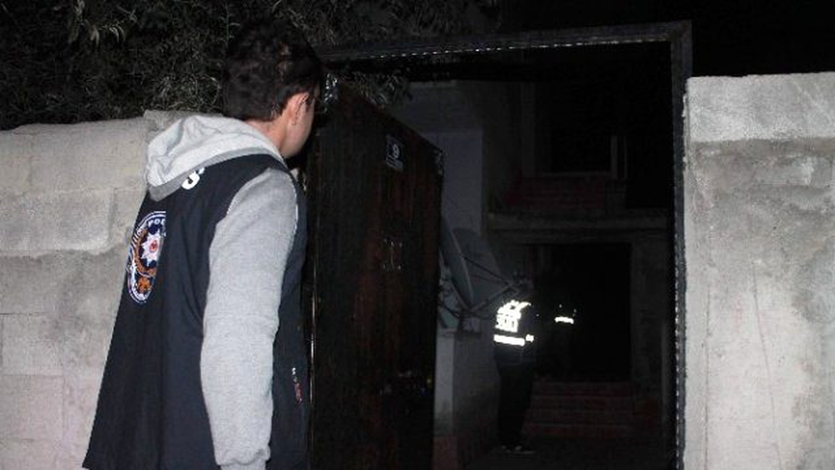Aydın\'da Onlarca Adrese Eş Zamanlı Şafak Baskını