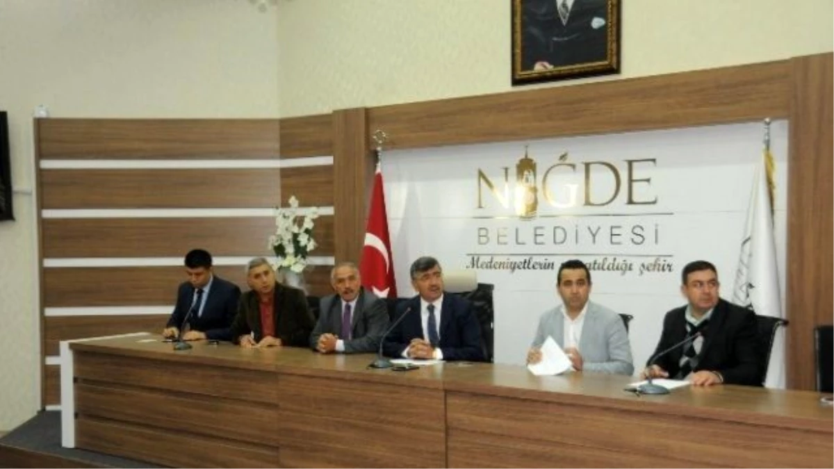 Başkan Akdoğan Toplum Yararına Çalışacak İşçilerle Toplantı Yaptı