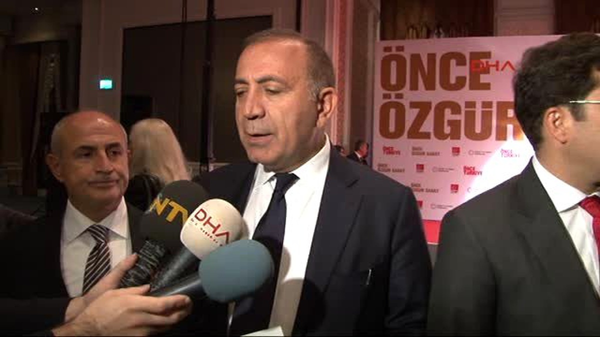 CHP Genel Sekreteri Tekin Plakası Bilinmeyen Bir Araç Genel Merkezimizin Önünden Geçerken 5 Adet...