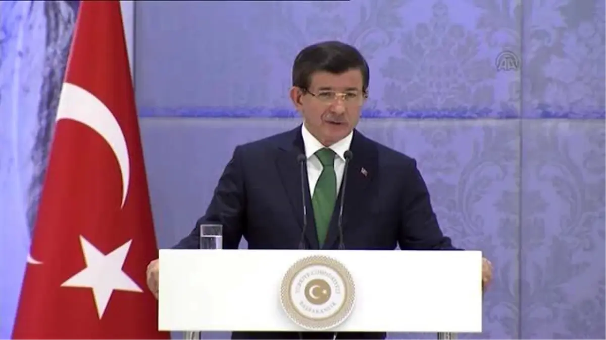 Davutoğlu, İş Adamlarıyla Bir Araya Geldi