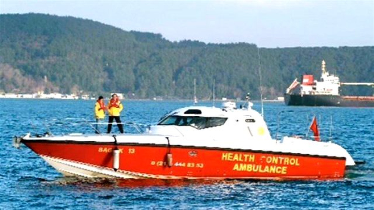 Deniz Ambulansında Doğum Yaptı