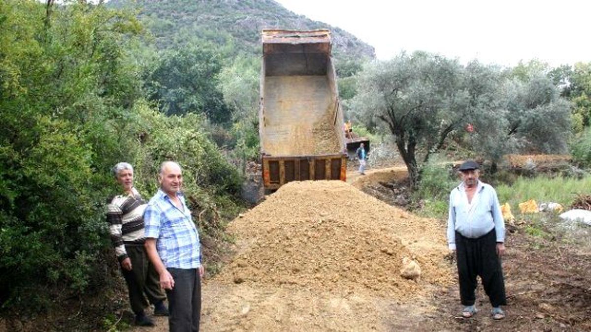 Döşemealtı Belediyesi Killik Mahallesi\'ne Yeni Yol Açtı
