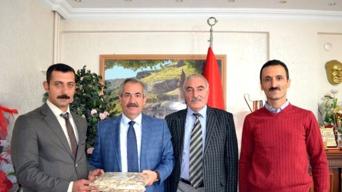 Eğitime Destek Olan Başkan Gürsoy\'a Teşekkür Ziyareti