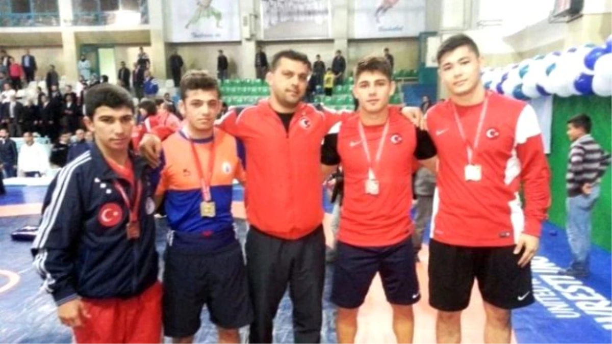 İbb\'nin Yıldızları Balkan Şampiyonu