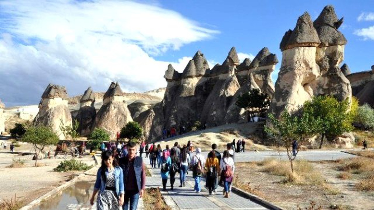 Kapadokya\'da Sonbahar Güzelliği