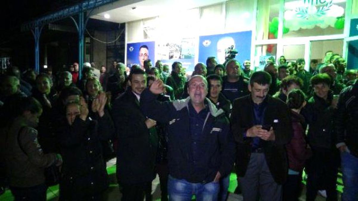 Kırcaali\'de Türk Aday Aziz 4\'üncü Kez Kazandı