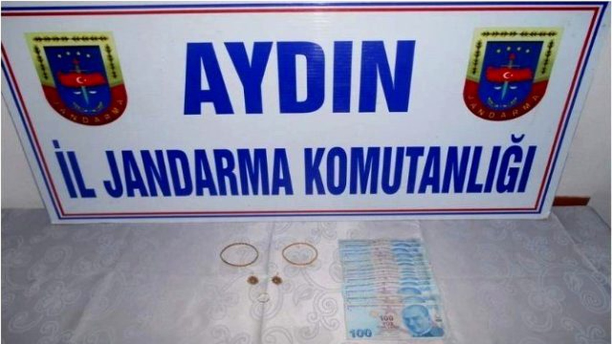 Kız Arkadaşının Evinden Hırsızlık Yaptı