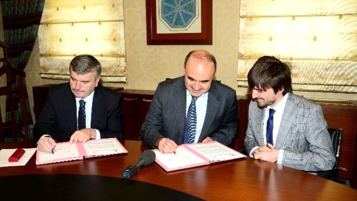 Komek ve Kızılay Suriyeliler İçin İşbirliği Yaptı