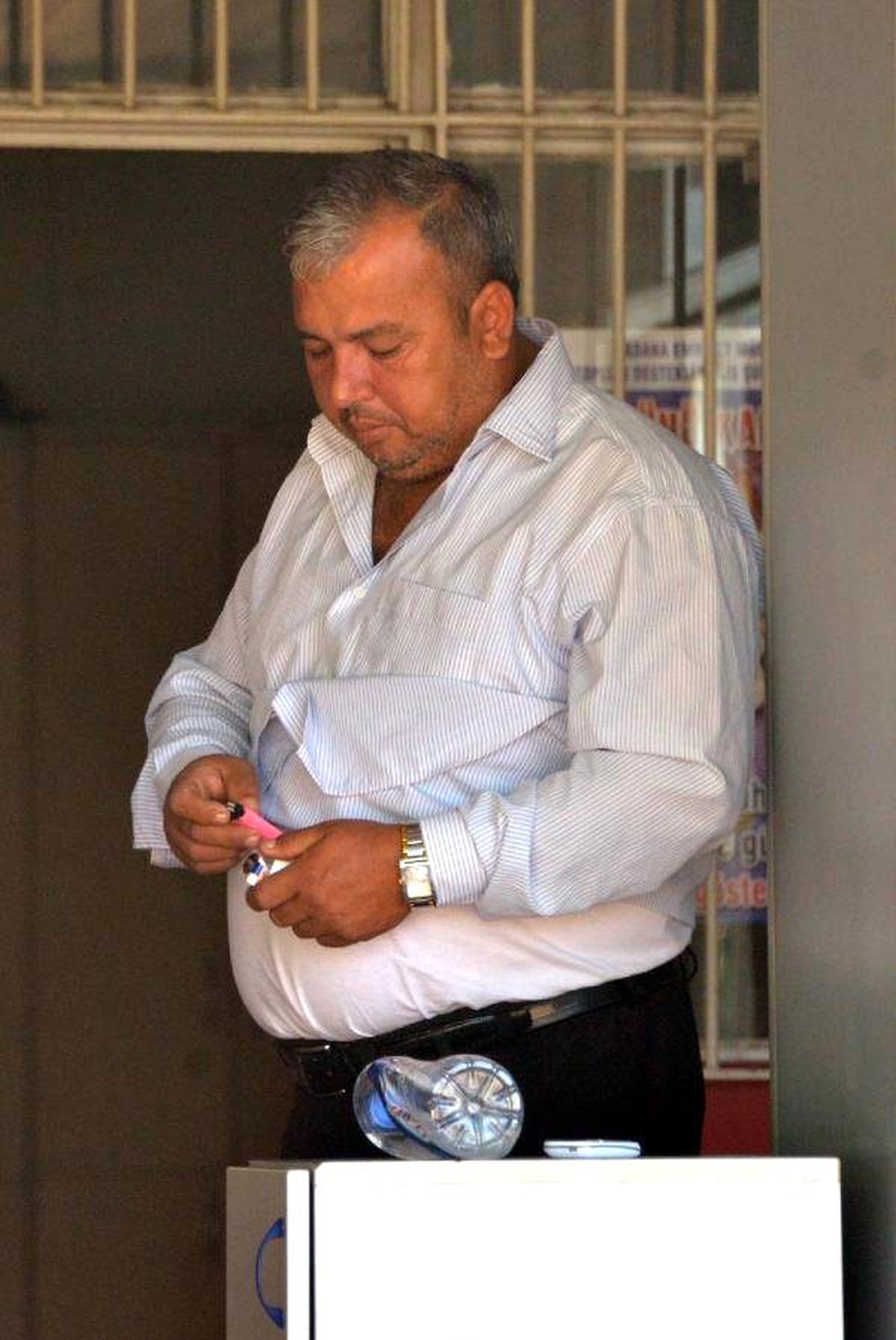 Kredisini Yapılandıramayan Vatandaş Bankayı Kundakladı