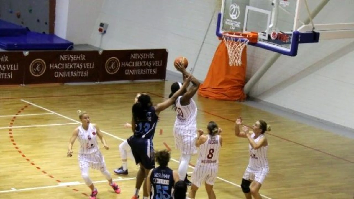 Nevşehir Hacı Bektaş Veli Kadın Basketbol Takımından Gururlandıran Sonuç