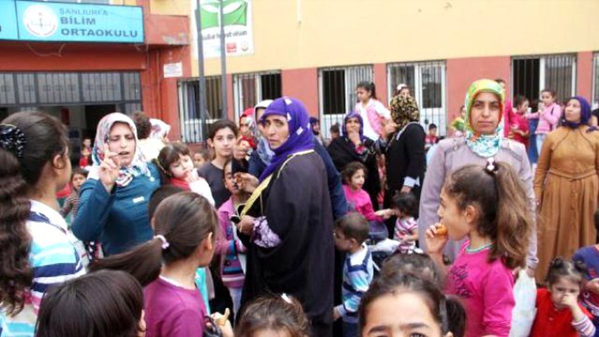 Şanlıurfa\'da Velilerden Okul Temizliği Tepkisi