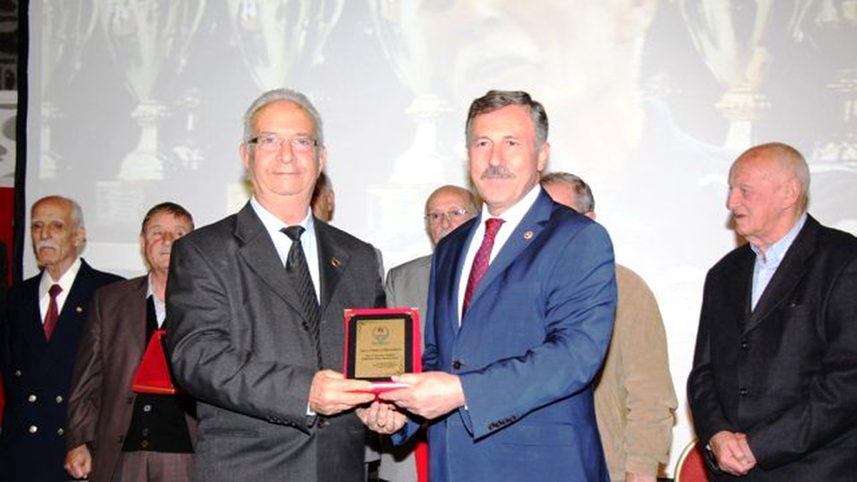Sporun Yaşayan Çınarları