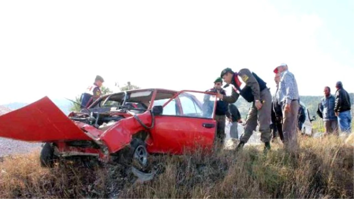 Tarlaya Uçan Otomobilde Yaşamını Yitirdi