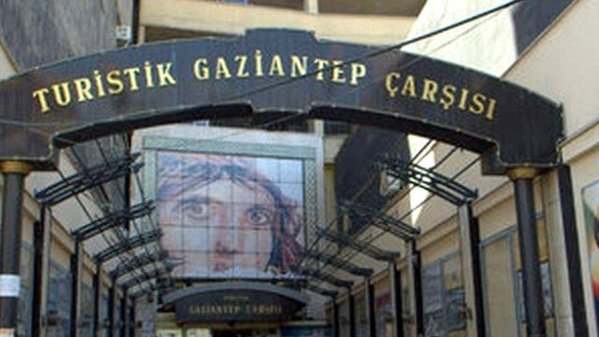 Turistik Çarşısı Yeniden Yapılandırılıyor