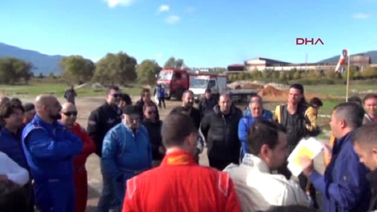 Türkiye Rallikros Şampiyonası İznik Gölü Kıyısında Yapıldı