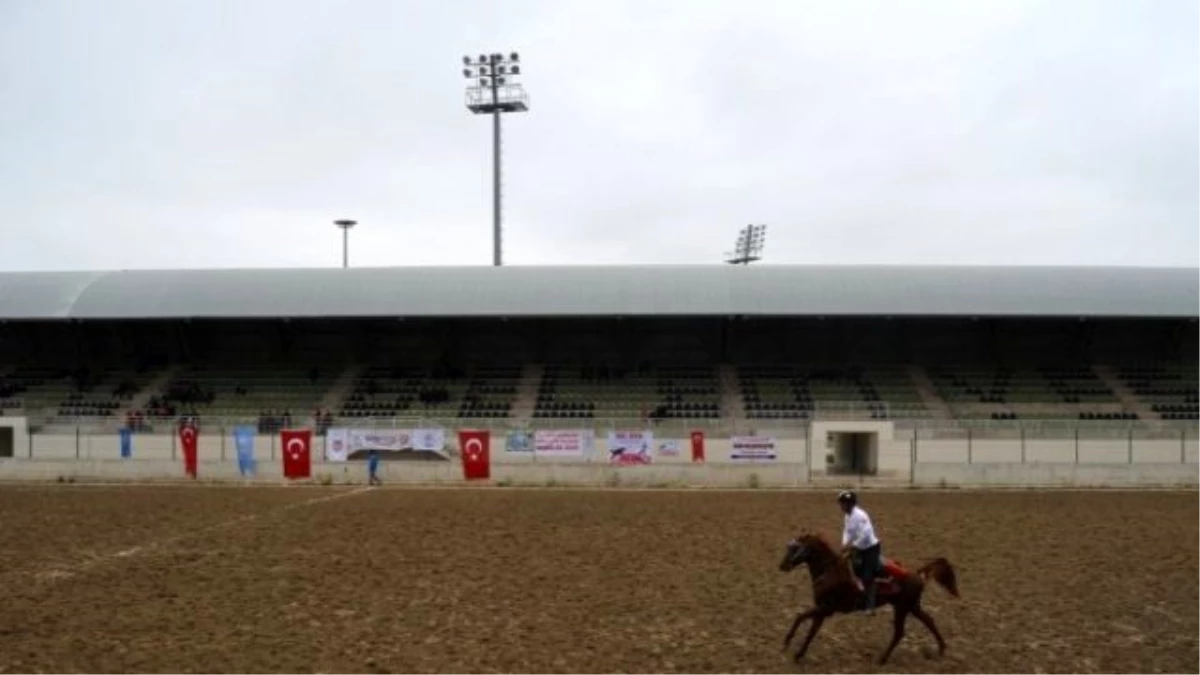 Uşak 1 Eylül Atlı Cirit Takımı Finale Yükseldi