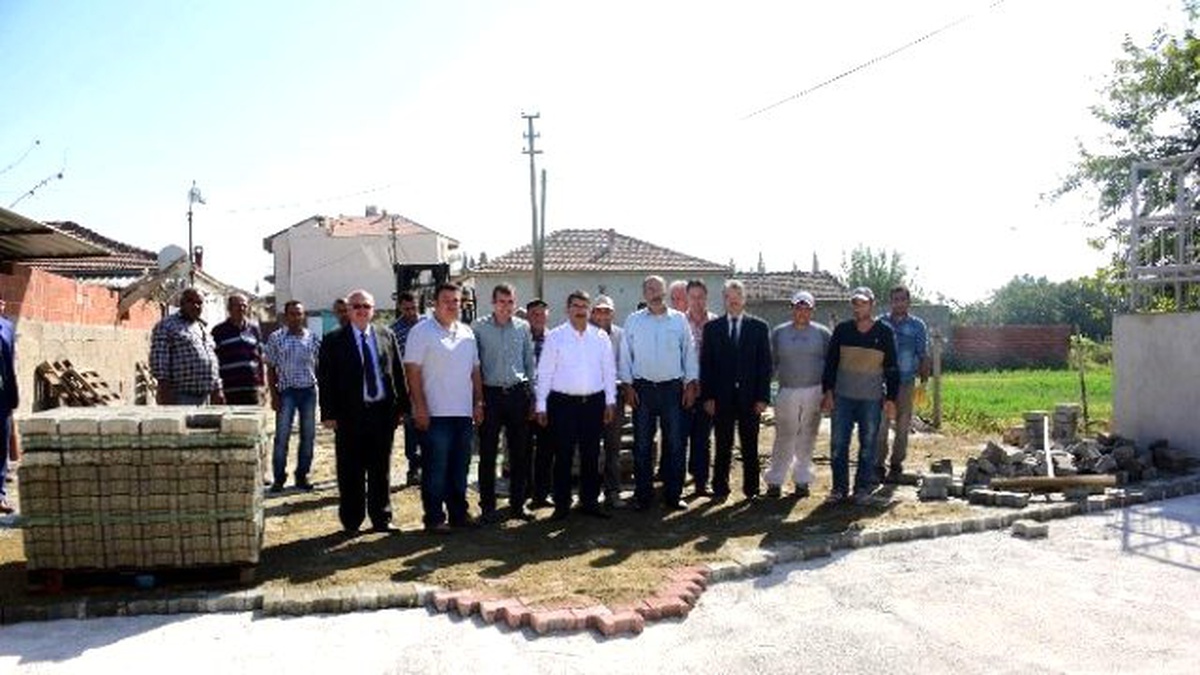 Yeşılköy Sokakları Parkeyle Kaplanıyor